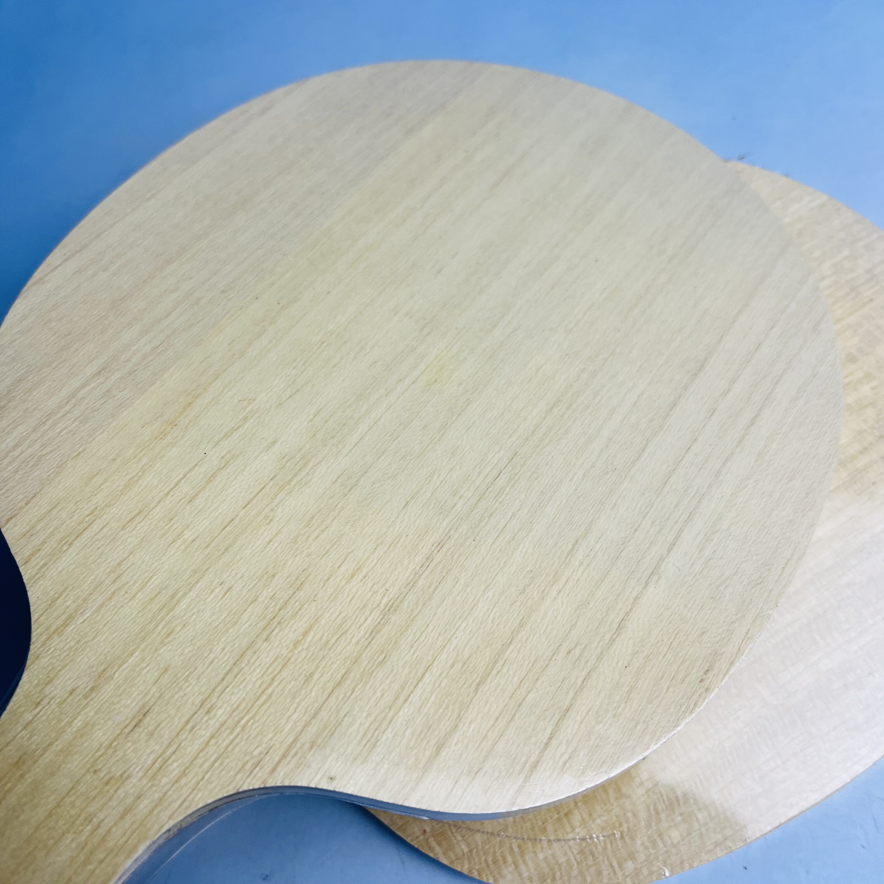 Table Tennis Blade with Limoni - огляд і ціна Table Tennis Launcher
